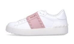 Sneakers “Rockstud Untitled