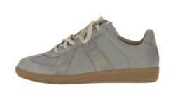 Sneakers Replica In Grigio Chiaro