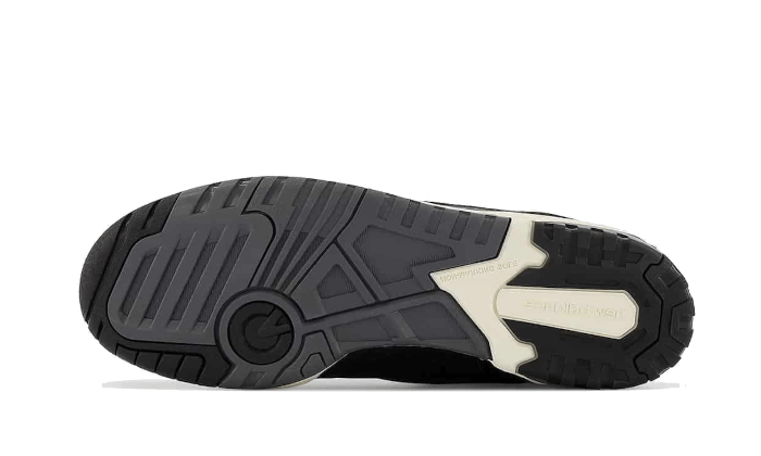 550BlackCreamWhite2_800x.png
