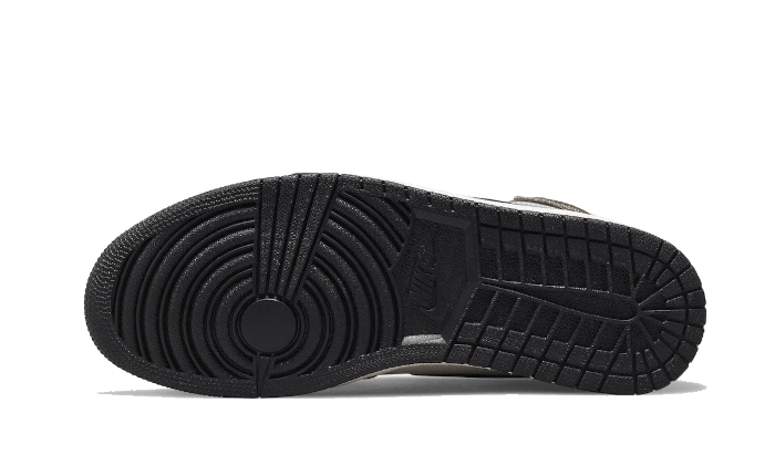 Air-Jordan-1-High-OG-Hand-Craft-Wethenew-3_1_800x.png