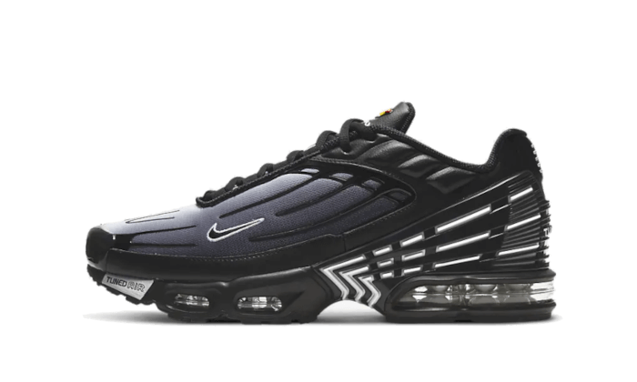AirMaxPlus3BlackWhite_800x.png
