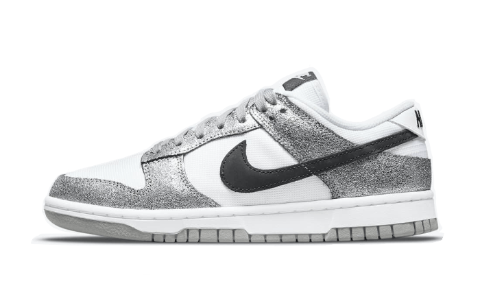 DunkLowGoldenGalsMetallicSilver-340721_800x.png