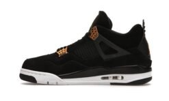 Retro Royalty
