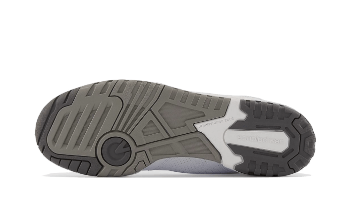 NewBalance550WhiteGrey2.01_800x-2022-06-30T173324.021.png