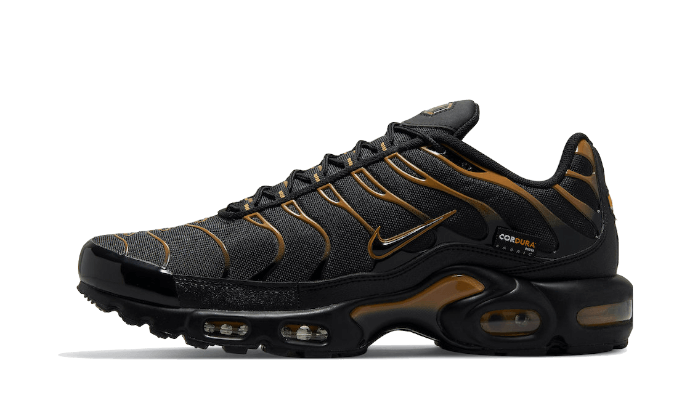 Nike-Air-Max-Plus-Cordura-Black-DO6700-001-1_800x.png
