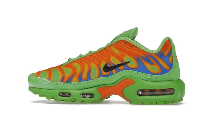 Nike-Air-Max-PlusSupreme-Green-3.jpg