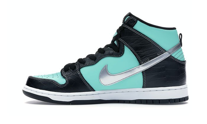 Nike-SB-Dunk-HighDiamond-Supply-Co.-Aqua-Blue-3.jpg