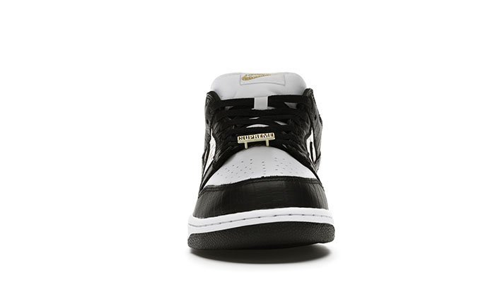 Nike-SB-Dunk-Low-Supreme-Stars-Black-2.jpg