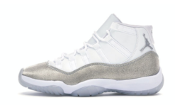 Retro White Metallic Silver (Women’s)