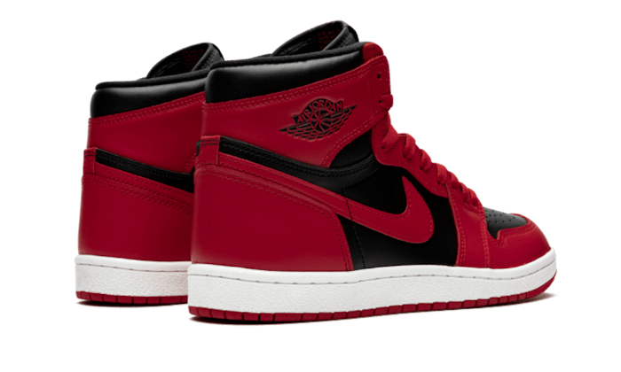 Wethenew-Sneakers-France-Air-Jordan-1-High-85-Varsity-Red-BQ4422-600-3_1_800x.png