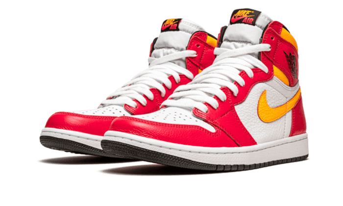 Wethenew-Sneakers-France-Air-Jordan-1-Retro-High-og-Light-Fusion-Red-555088-603-2_1_800x.png