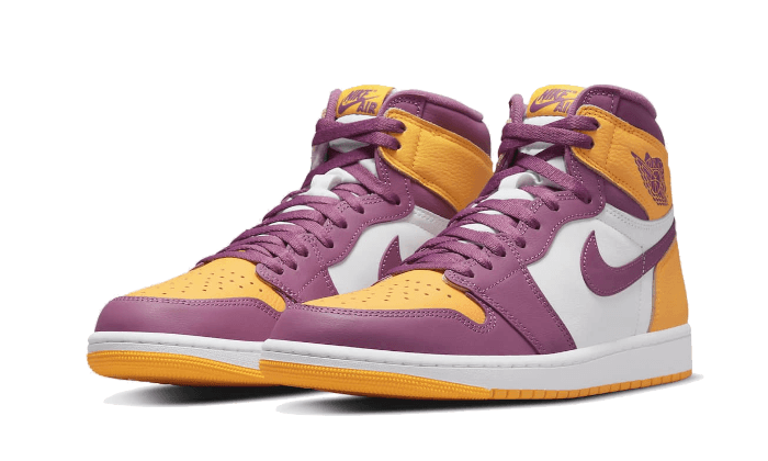 air-jordan-1-high-og-brotherhood-wethenew-1_2_800x.png