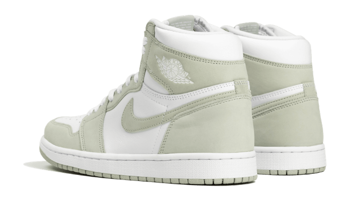 air-jordan-1-high-og-seafoam-548837_800x.png