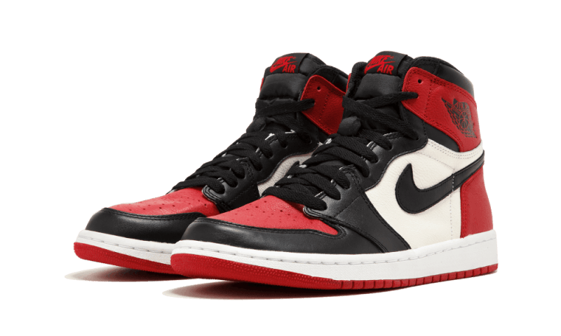 air-jordan-1-retro-high-bred-toe-979459_800x.png
