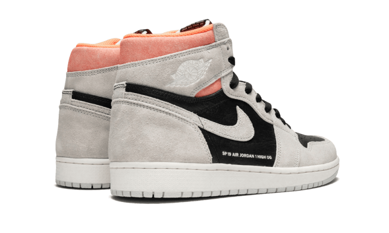 air-jordan-1-retro-high-neutral-grey-hyper-crimson-590699_800x.png