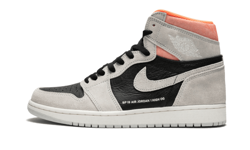air-jordan-1-retro-high-neutral-grey-hyper-crimson-967487_800x.png