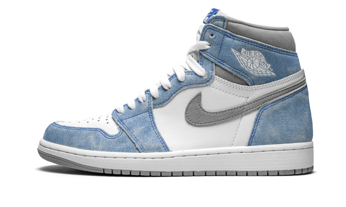 air-jordan-1-retro-high-og-hyper-royal-wethenew-1_1_1_5000x.png