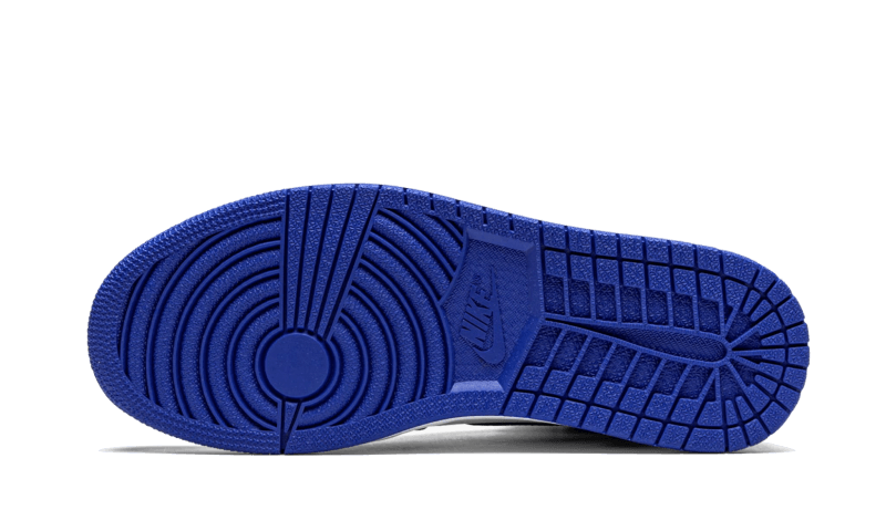 air-jordan-1-retro-high-royal-toe-804164_800x.png