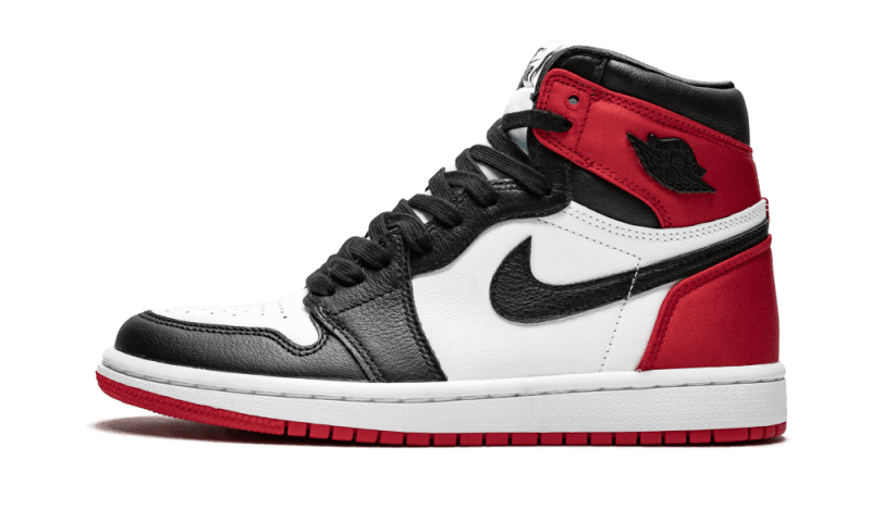 air-jordan-1-retro-high-satin-black-toe-965591_800x.png