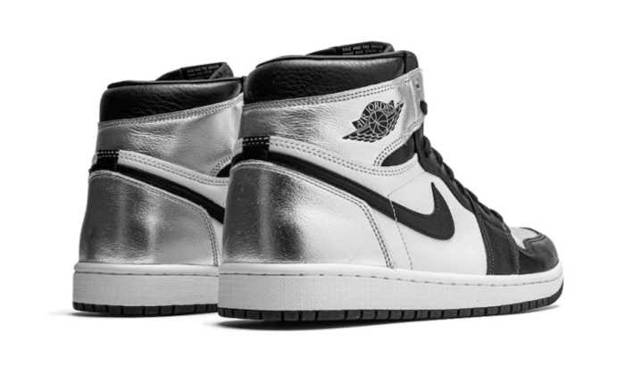 air-jordan-1-retro-high-silver-toe-373961_5000x_1_800x.png