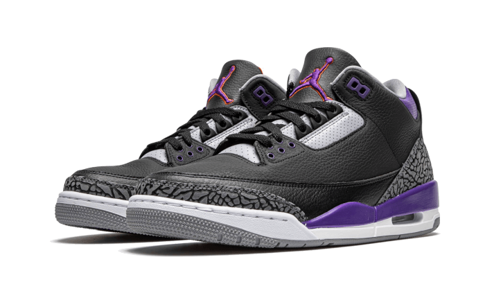 air-jordan-3-retro-black-court-purple-858239-3_800x.png