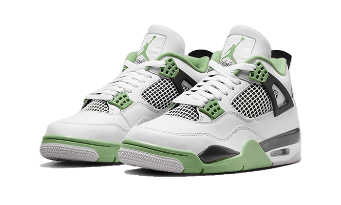 air-jordan-4-seafoam-2_1200x.png