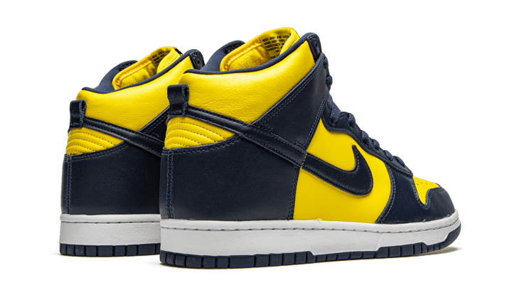dunk-high-maize-blue-michigan-452705_800x.png