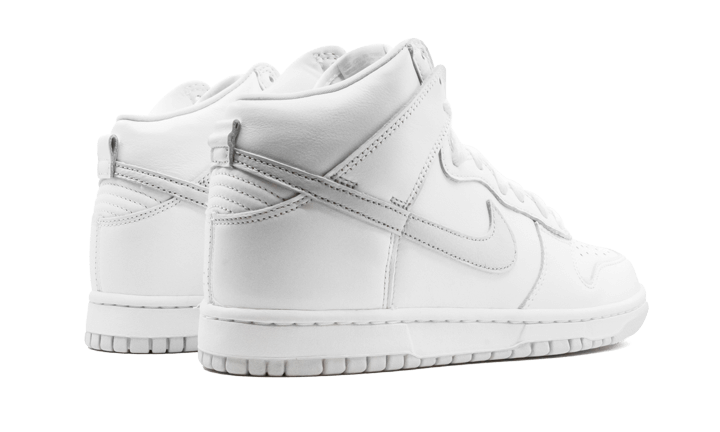 dunk-high-pure-platinum-835389_800x.png