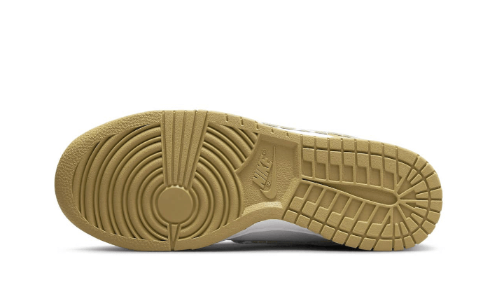 dunk-low-essential-paisley-pack-barley-wethenew-1_3_800x.png
