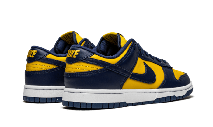dunk-low-michigan-128722_800x.png