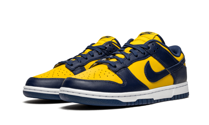 dunk-low-michigan-576357_800x.png