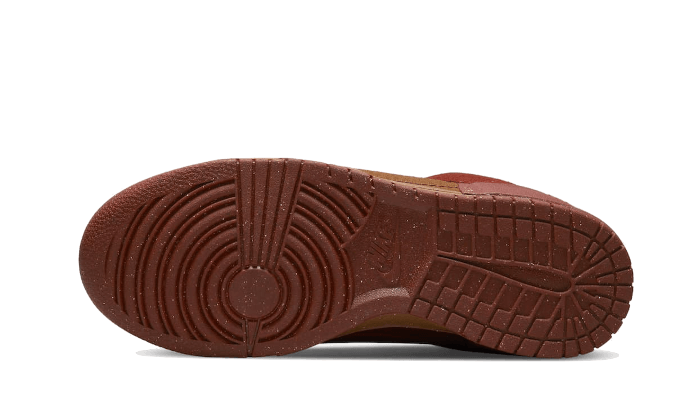 nike-dunk-low-disrupt-2-desert-bronze-wethenew-1_3_800x.png