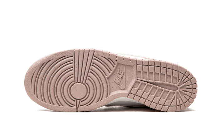 nike-dunk-low-pink-velvet-1_800x.png