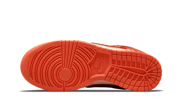 nike-dunk-low-winter-solstice-do6723-800-wethenew-3_800x.png