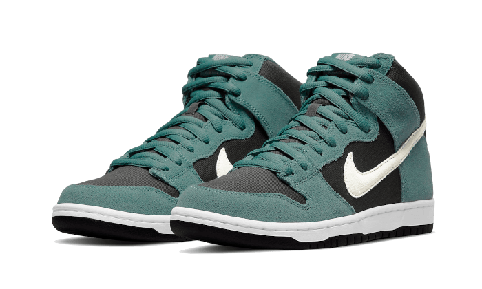 nike-sb-dunk-high-green-suede-2_800x.png