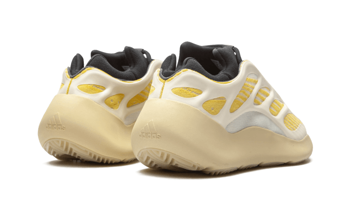 yeezy-700-v3-safflower-266513_800x.png