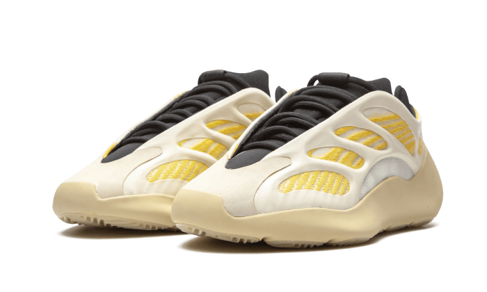 yeezy-700-v3-safflower-733606_800x.png