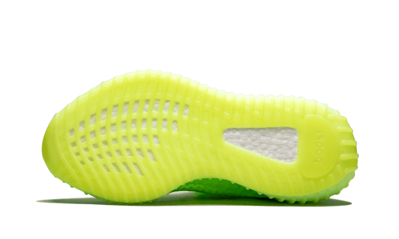yeezy-boost-350-v2-glow-in-the-dark-769501_800x.png