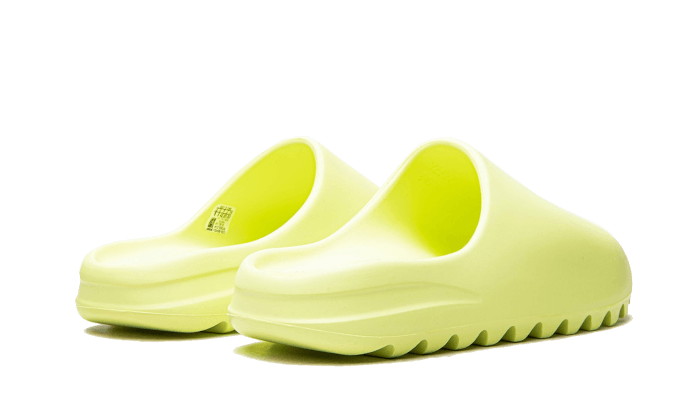 yeezy-slide-glow-green-454564_800x.png