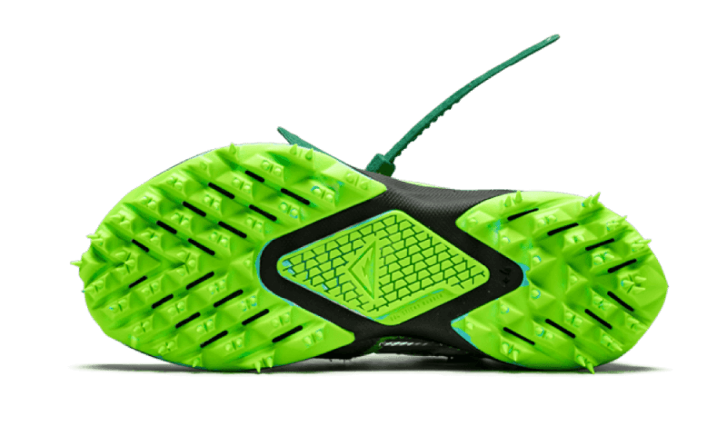 zoom-terra-kiger-5-off-white-volt-966858_800x.png